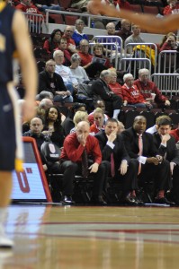 Bradley’s coaching staff watches the Braves struggle early against the Vikings.