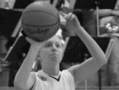 Junior guard Renee Frericks hit a 25-foot 3-pointer to force double-overtime Saturday against Drake.