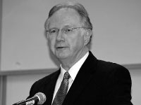 Illinois Supreme Court Justice Thomas Kilbride speaks on campus this week. Kilbride discussed the need for children and adults to become more informed about history and government. Photo by Adam Moulton