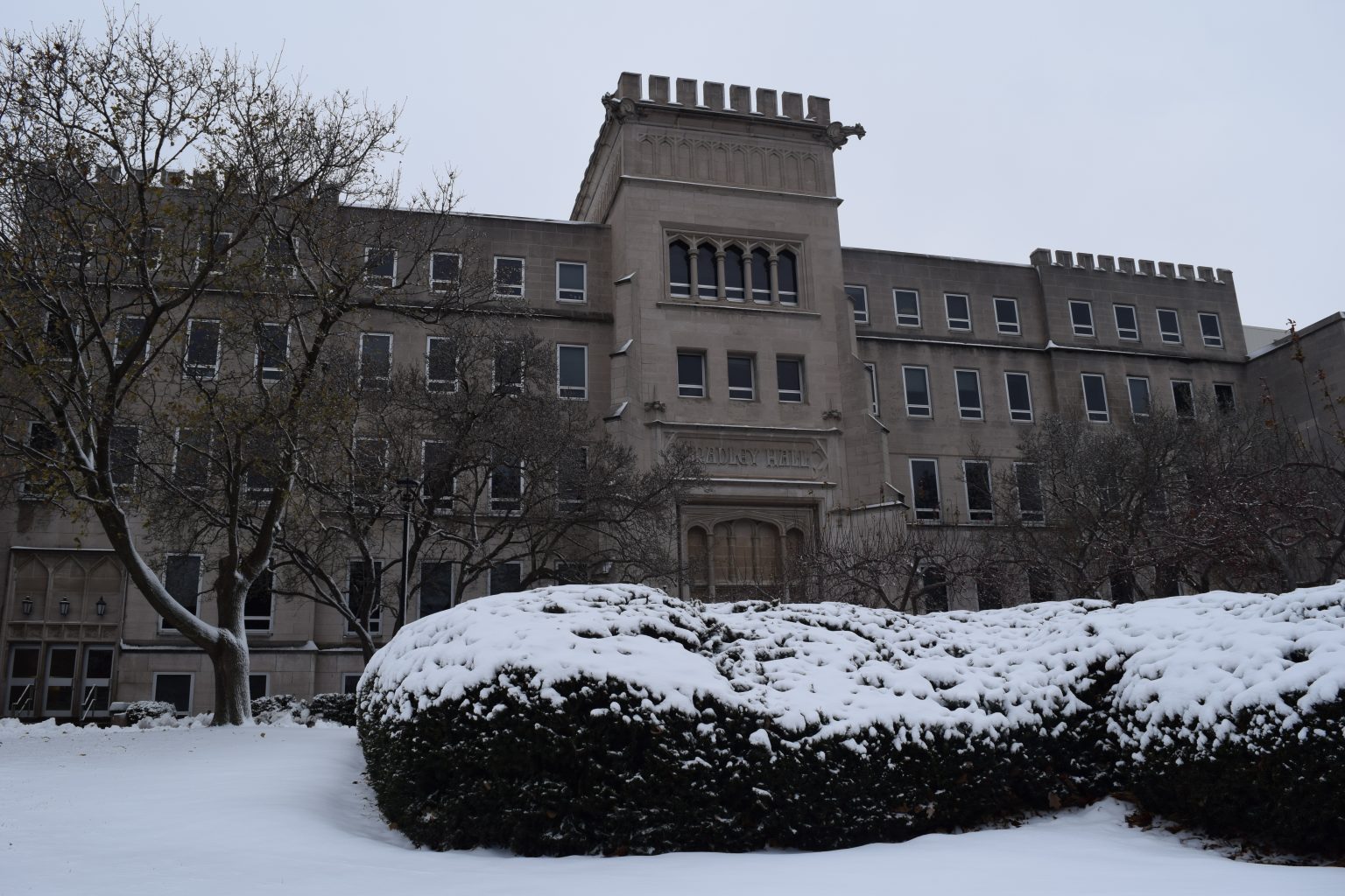 COVID19 Bradley requires students to leave campus The Bradley Scout